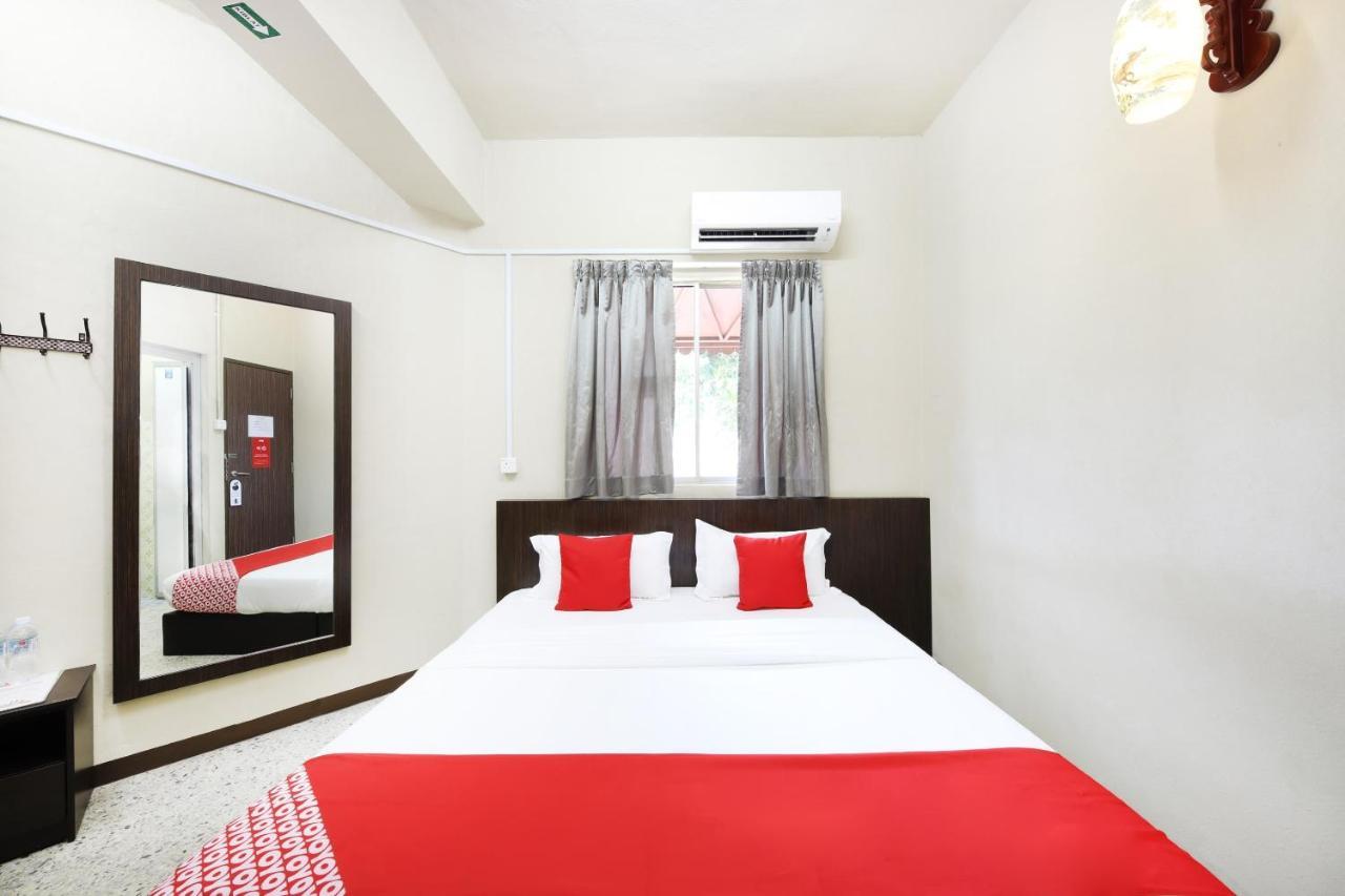 באטרוורת' Oyo 507 Aikka Hotel מראה חיצוני תמונה