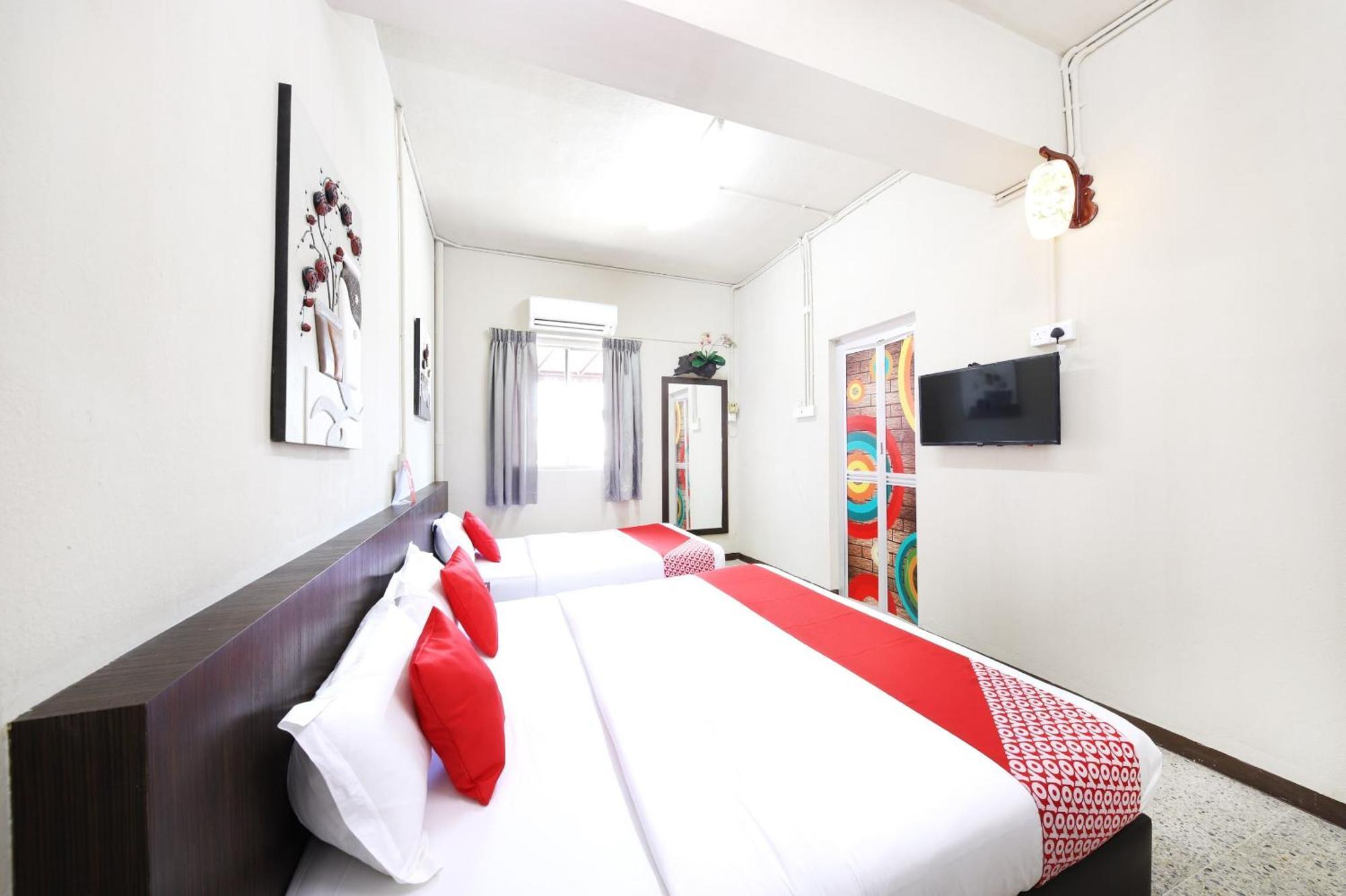 באטרוורת' Oyo 507 Aikka Hotel מראה חיצוני תמונה